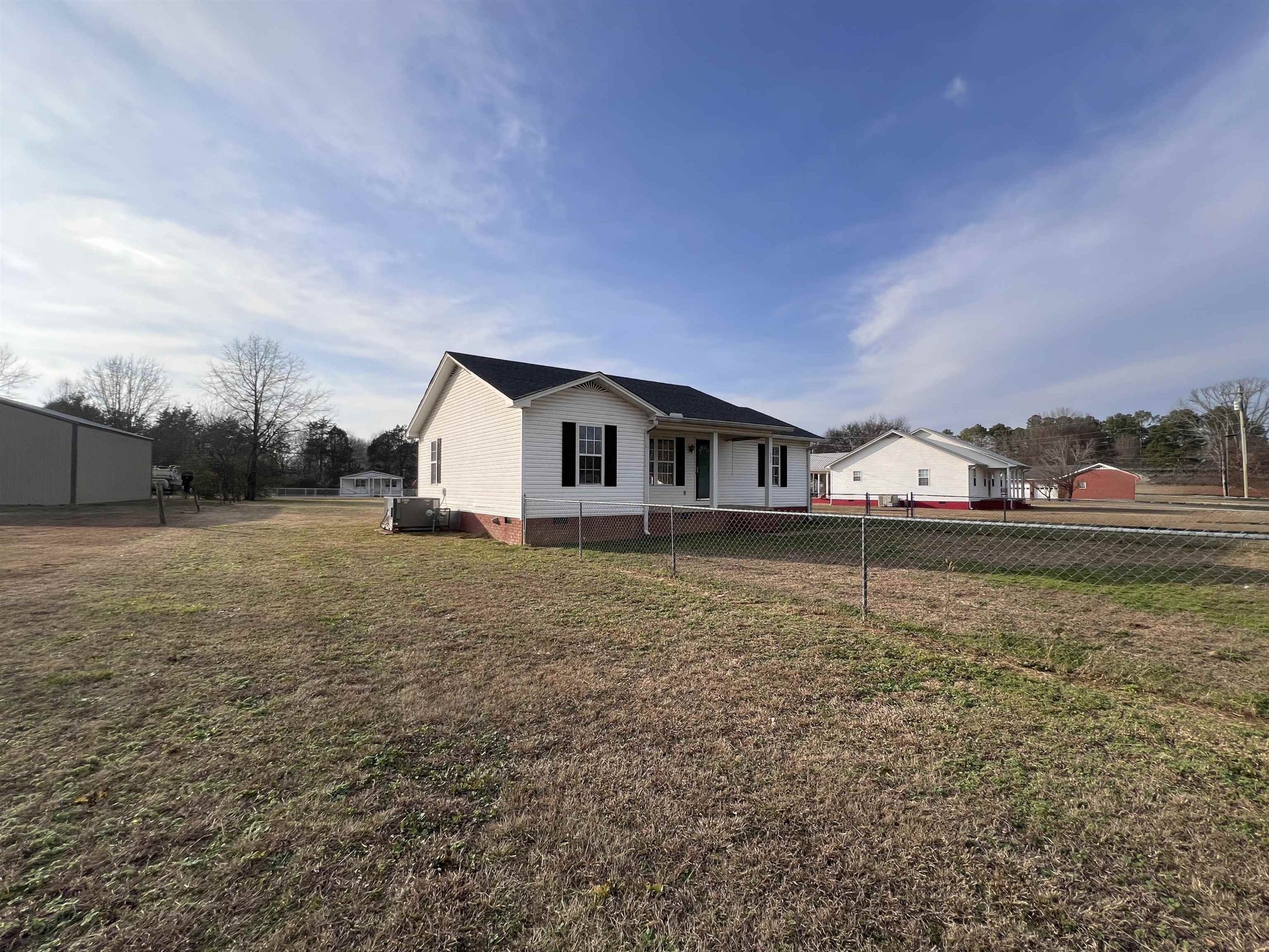 530 Stout Street Savannah, TN 38372 - Photo 28 of 39 a backyard of a house with lots of green space