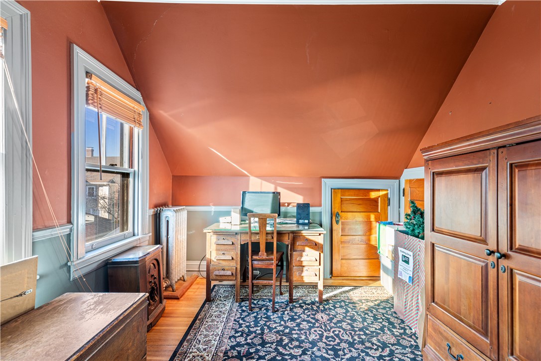 73 Strathmore Road Cranston, RI 02905 - Photo 22 of 49 2nd Floor Bedroom 1