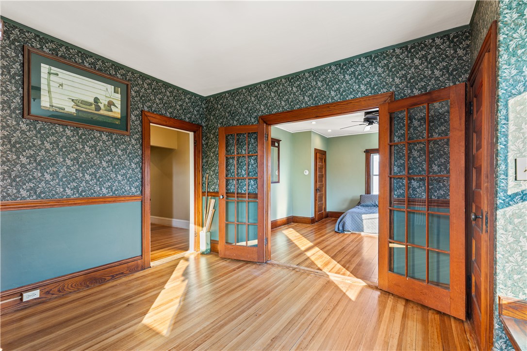 73 Strathmore Road Cranston, RI 02905 - Photo 27 of 49 2nd Floor Bedroom 3