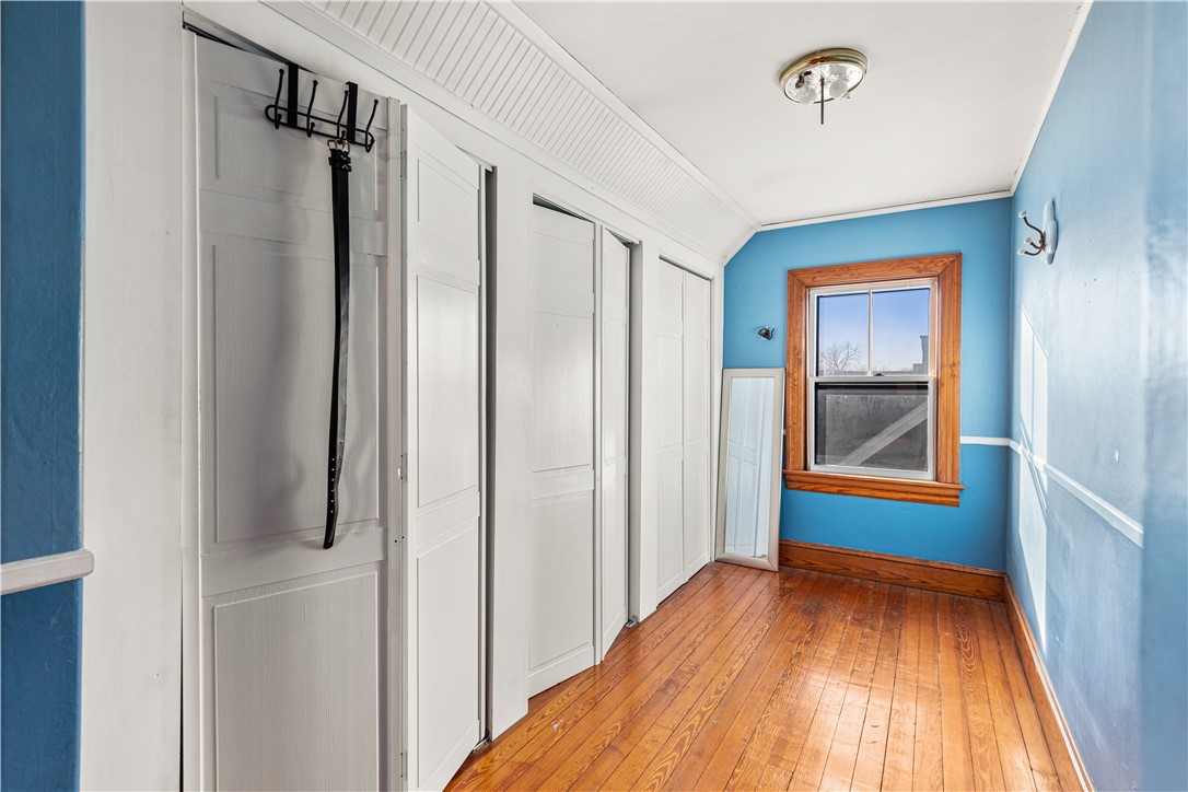 73 Strathmore Road Cranston, RI 02905 - Photo 39 of 49 3rd Floor Bedroom 5