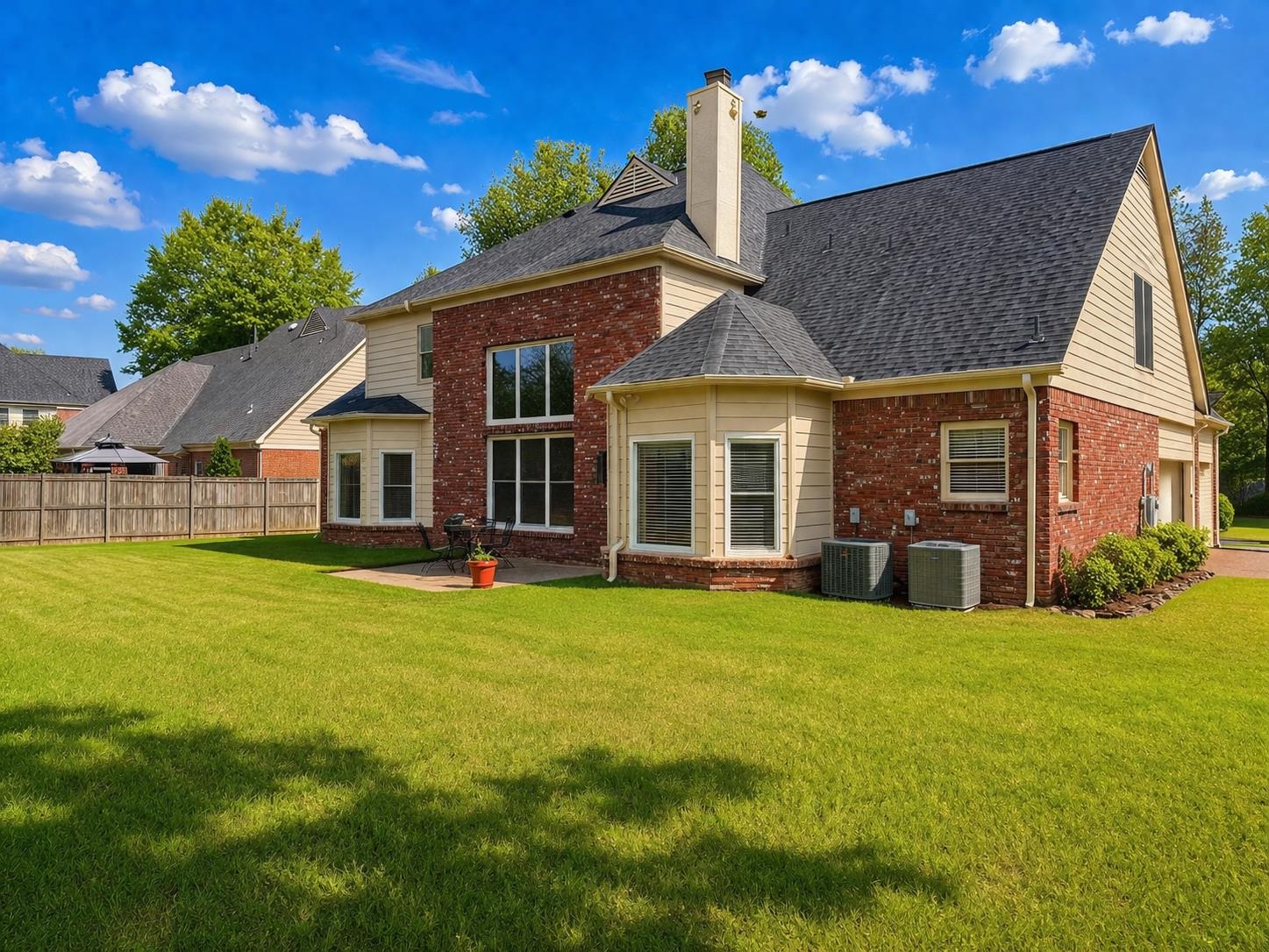985 Collingham Cove Collierville, TN 38017 - Photo 17 of 17 a view of a house with a yard and sitting area