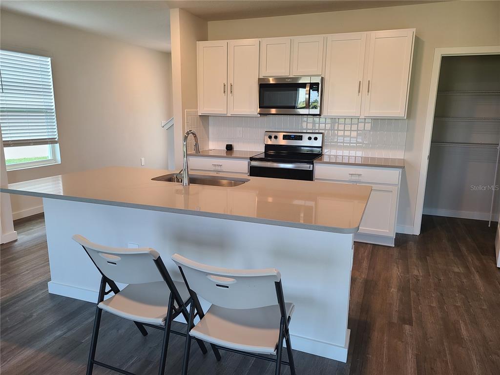 3728 Hatchery Way Lakewood Ranch, FL 34211 - Photo 4 of 18