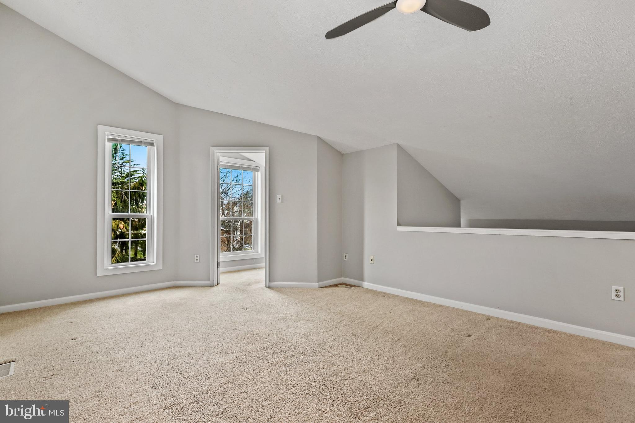10038 Oakton Terrace Road Oakton, VA 22124 - Photo 21 of 25