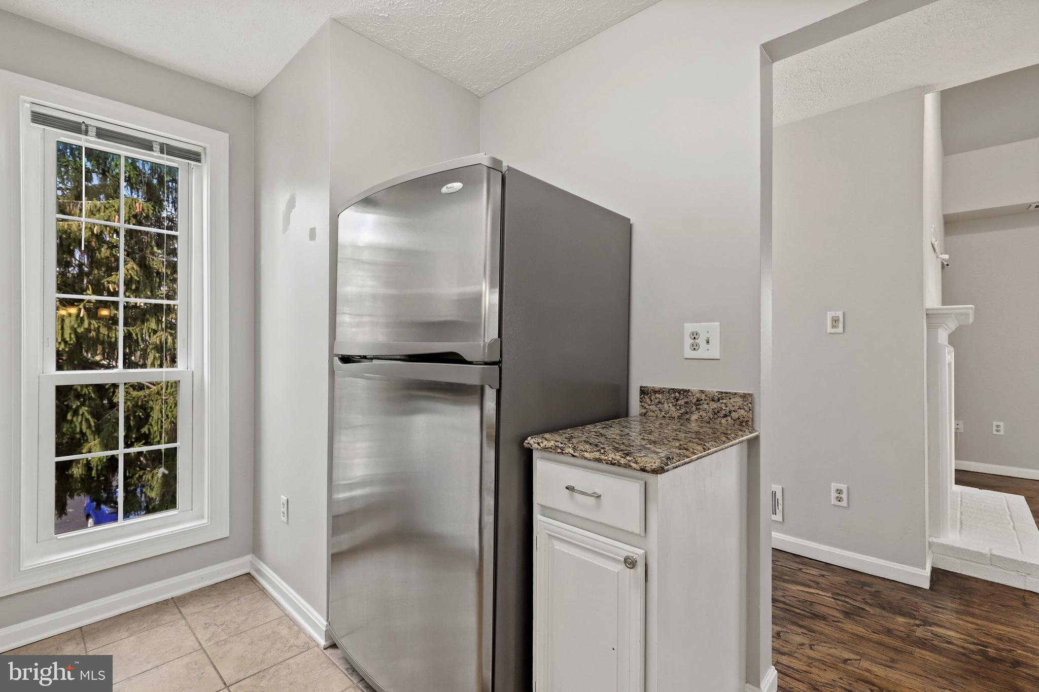 10038 Oakton Terrace Road Oakton, VA 22124 - Photo 10 of 25