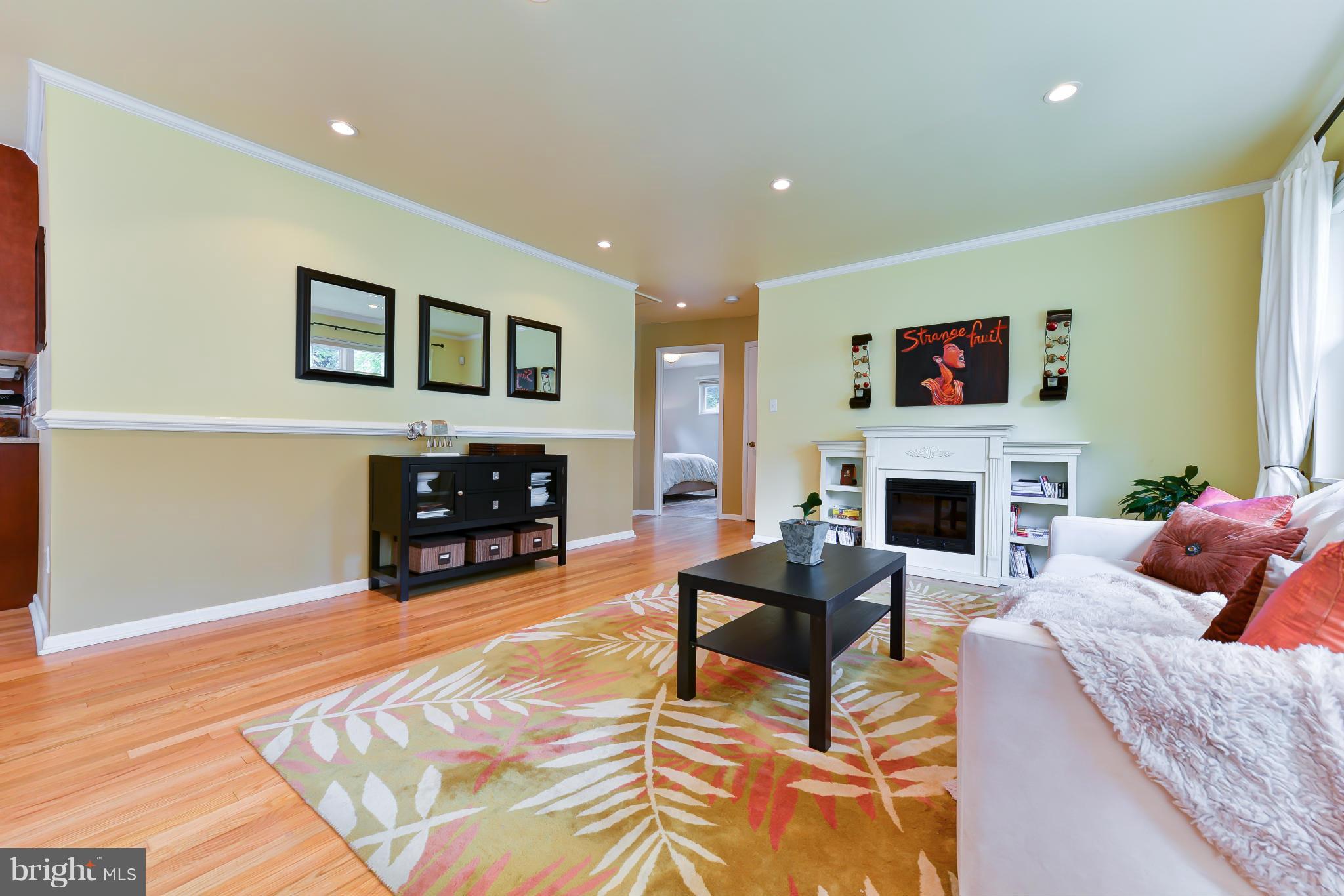 13305 Galvez Street Silver Spring, MD 20906 - Photo 2 of 30 Living Room