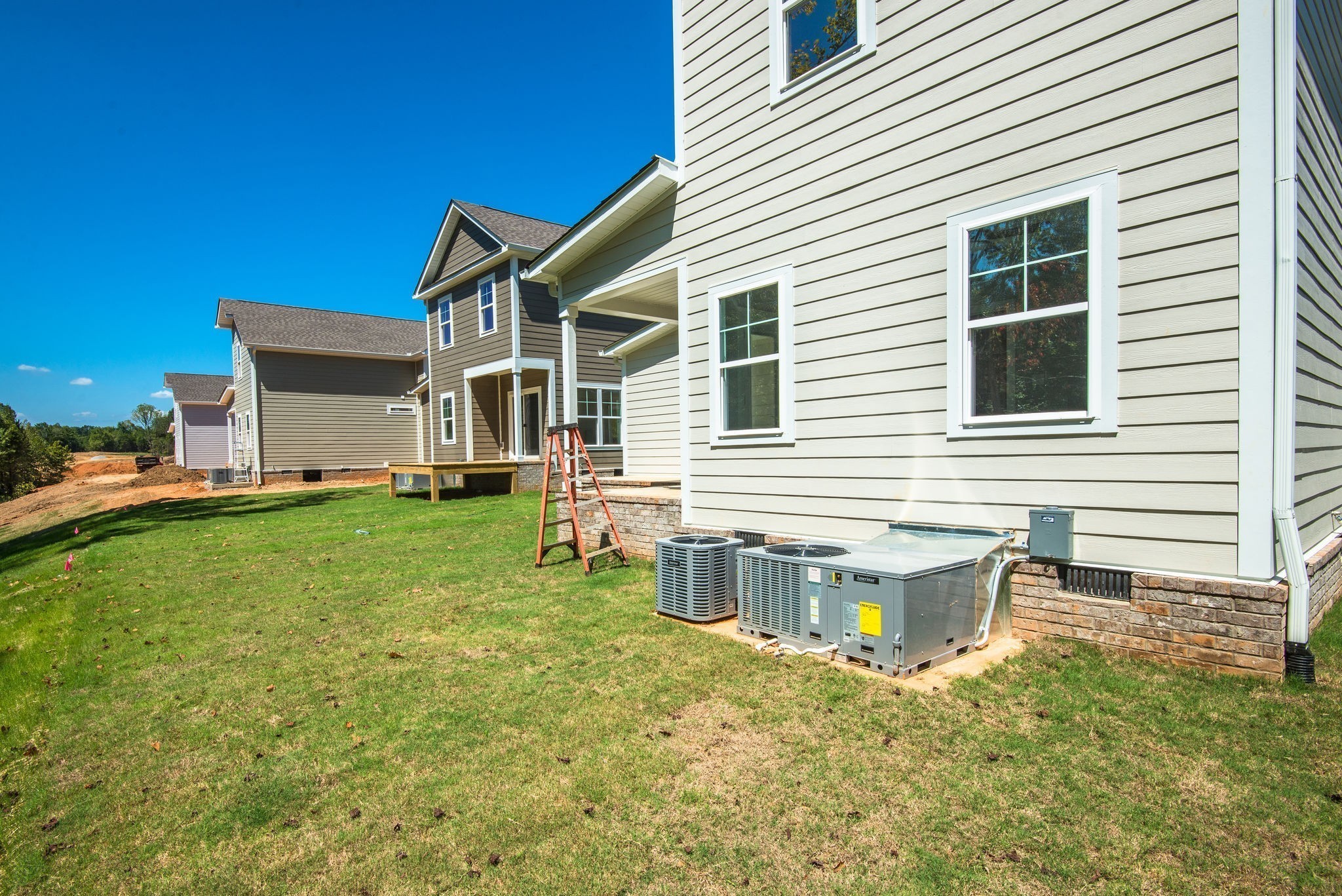 31 Sycamore Ridge West Burns, TN 37029 - Photo 16 of 45 a front view of a house with a yard