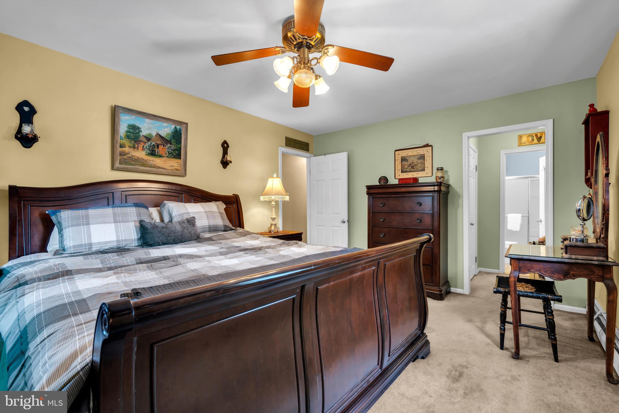 43 Morgan Road Aston, PA 19014 - Photo 15 of 30 Primary Suite