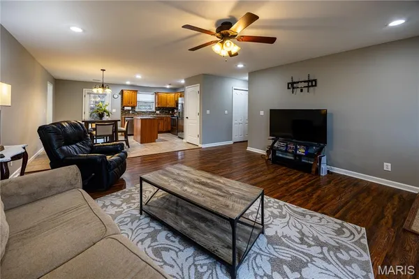 $278,500 | 1686 Columbia Drive, Jackson, MO 63755
