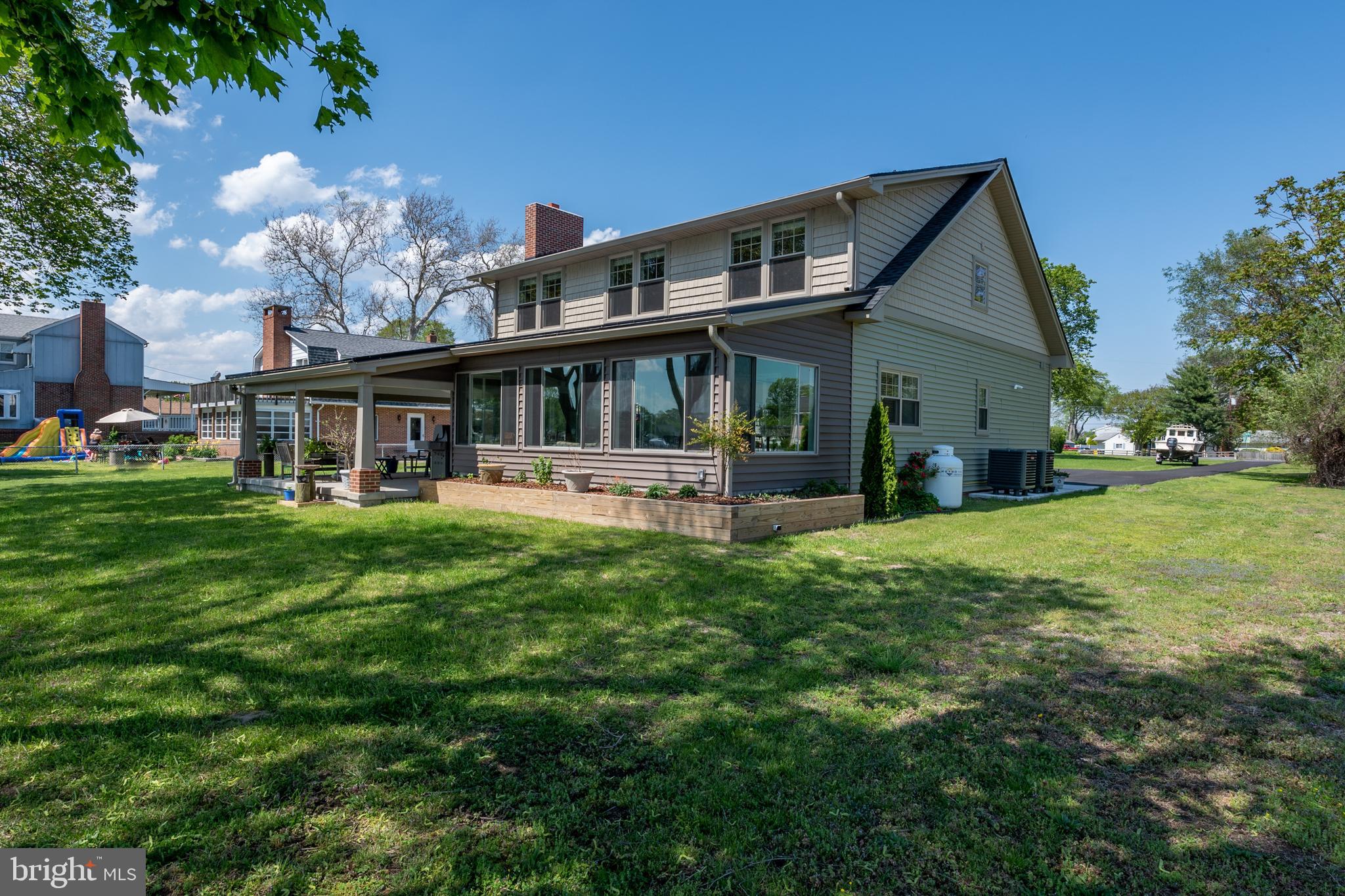 2111 Poplar Ridge Road Pasadena, MD 21122 - Photo 3 of 51 Gallery Image 3