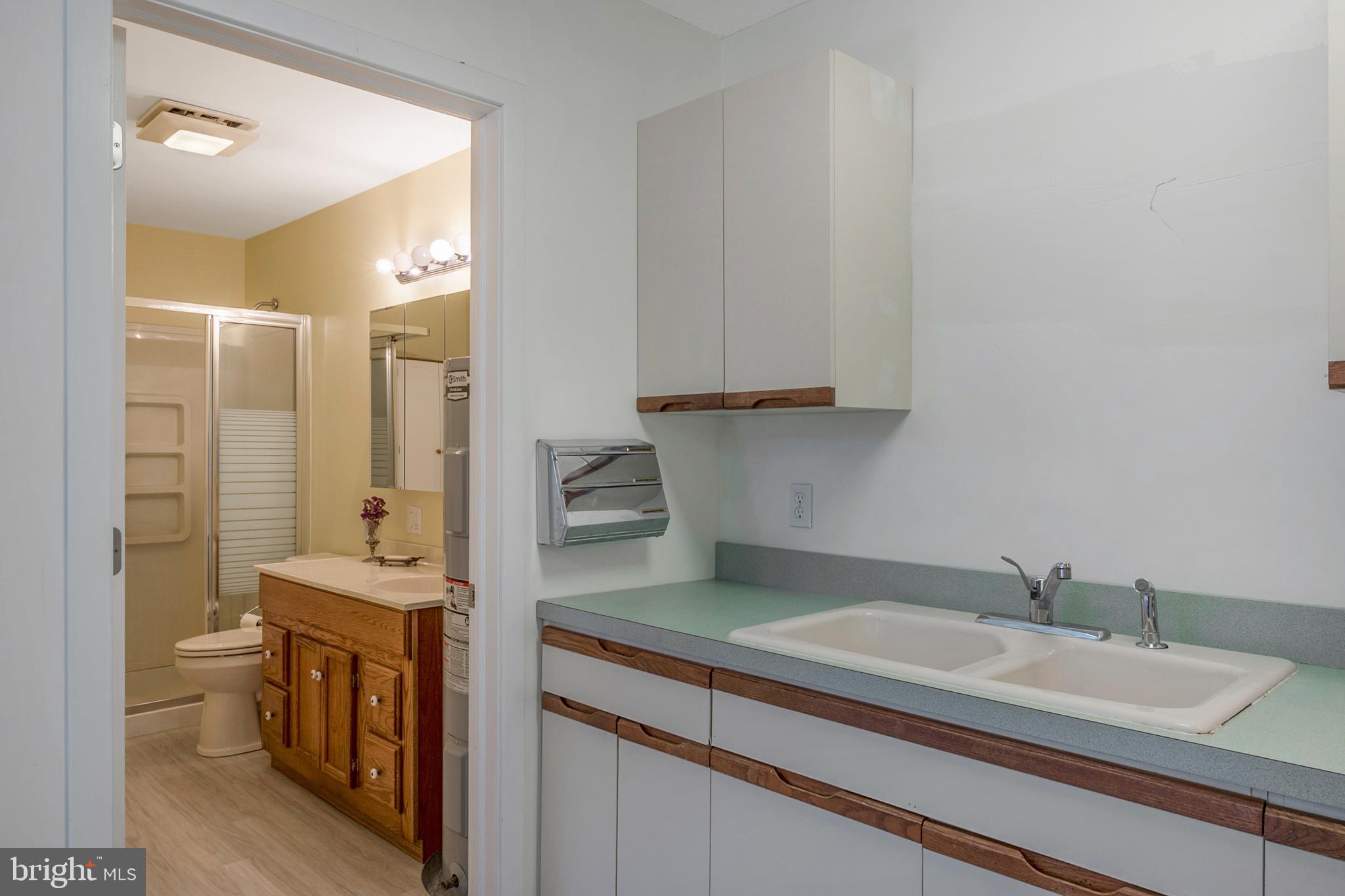 2111 Poplar Ridge Road Pasadena, MD 21122 - Photo 45 of 51 Gallery Image 45