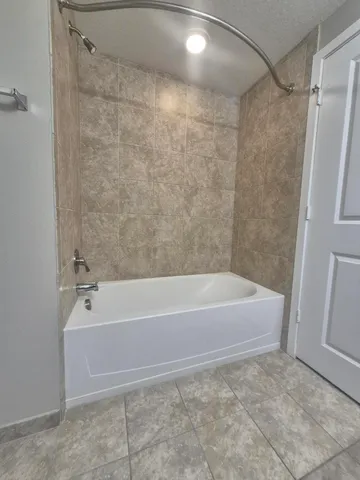 $1,950 | 3601 High Ridge Road, Unit 203, Boynton Beach, FL 33426