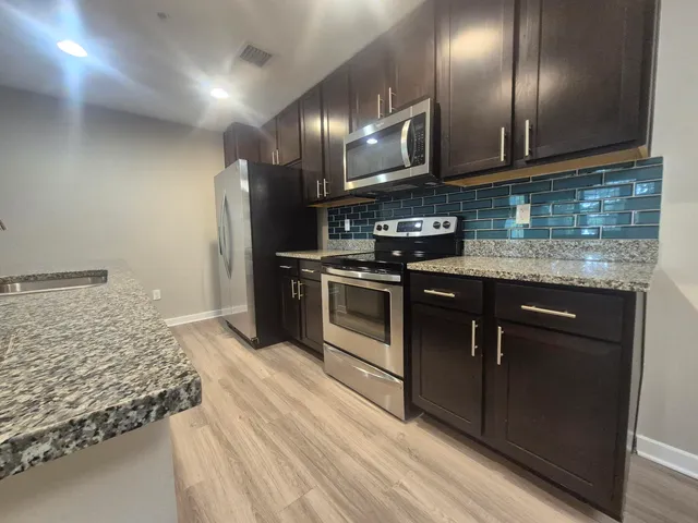 $1,950 | 3601 High Ridge Road, Unit 203, Boynton Beach, FL 33426