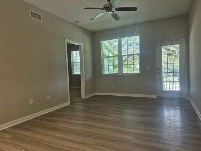 $1,950 | 3601 High Ridge Road, Unit 203, Boynton Beach, FL 33426