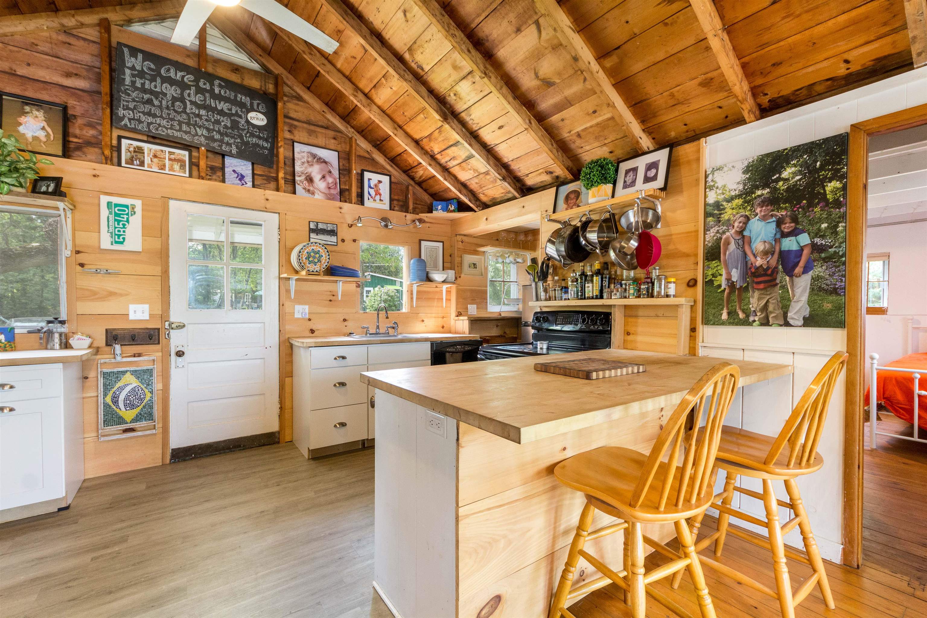 34 Pleasant Bay Road Ferrisburgh, VT 05473 - Photo 6 of 34 Gallery Image 6