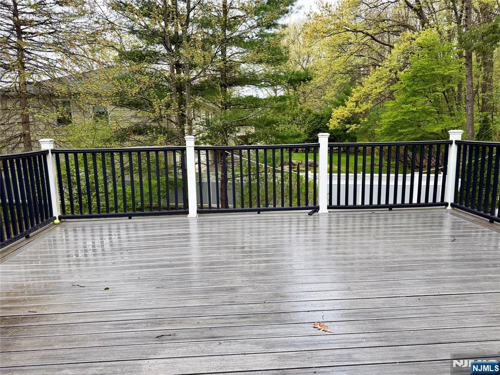 682 Floyd Street Englewood Cliffs, NJ 07632 - Photo 33 of 33 a view of wooden balcony
