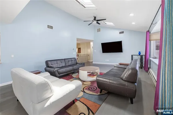 $10,800 | 682 Floyd Street, Englewood Cliffs, NJ 07632