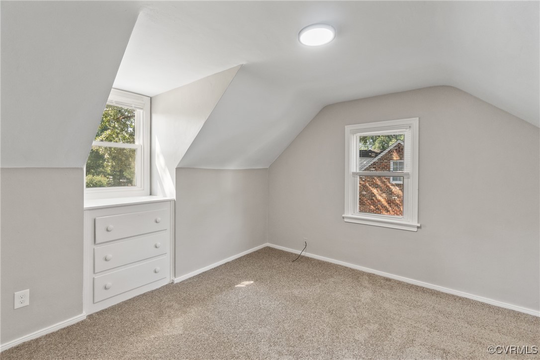 1507 Foster Road Richmond, VA 23226 - Photo 11 of 16 an empty room with windows and closet