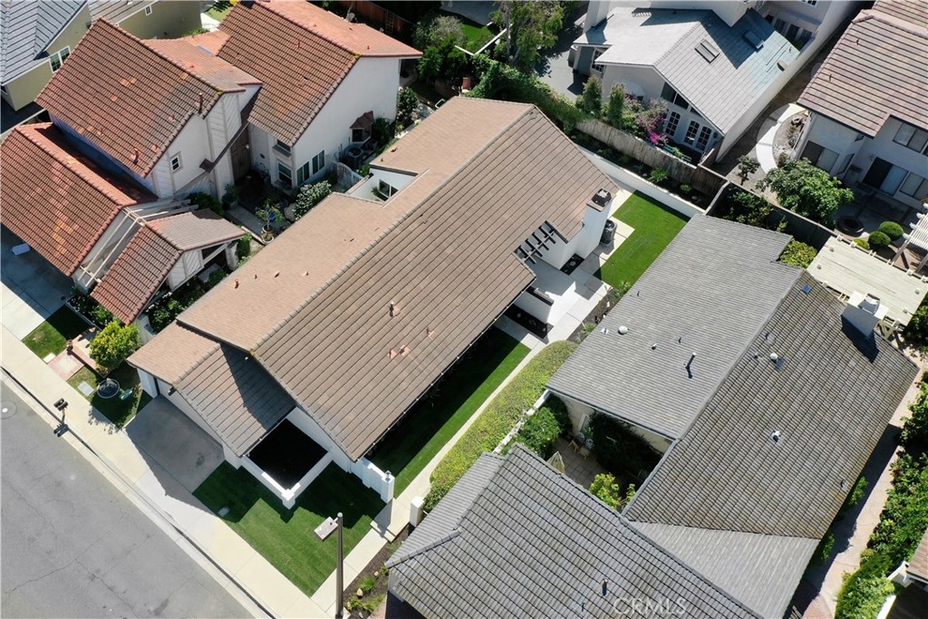 13 Willowbrook Irvine, CA 92604 - Photo 28 of 34 an aerial view of a house with a garden