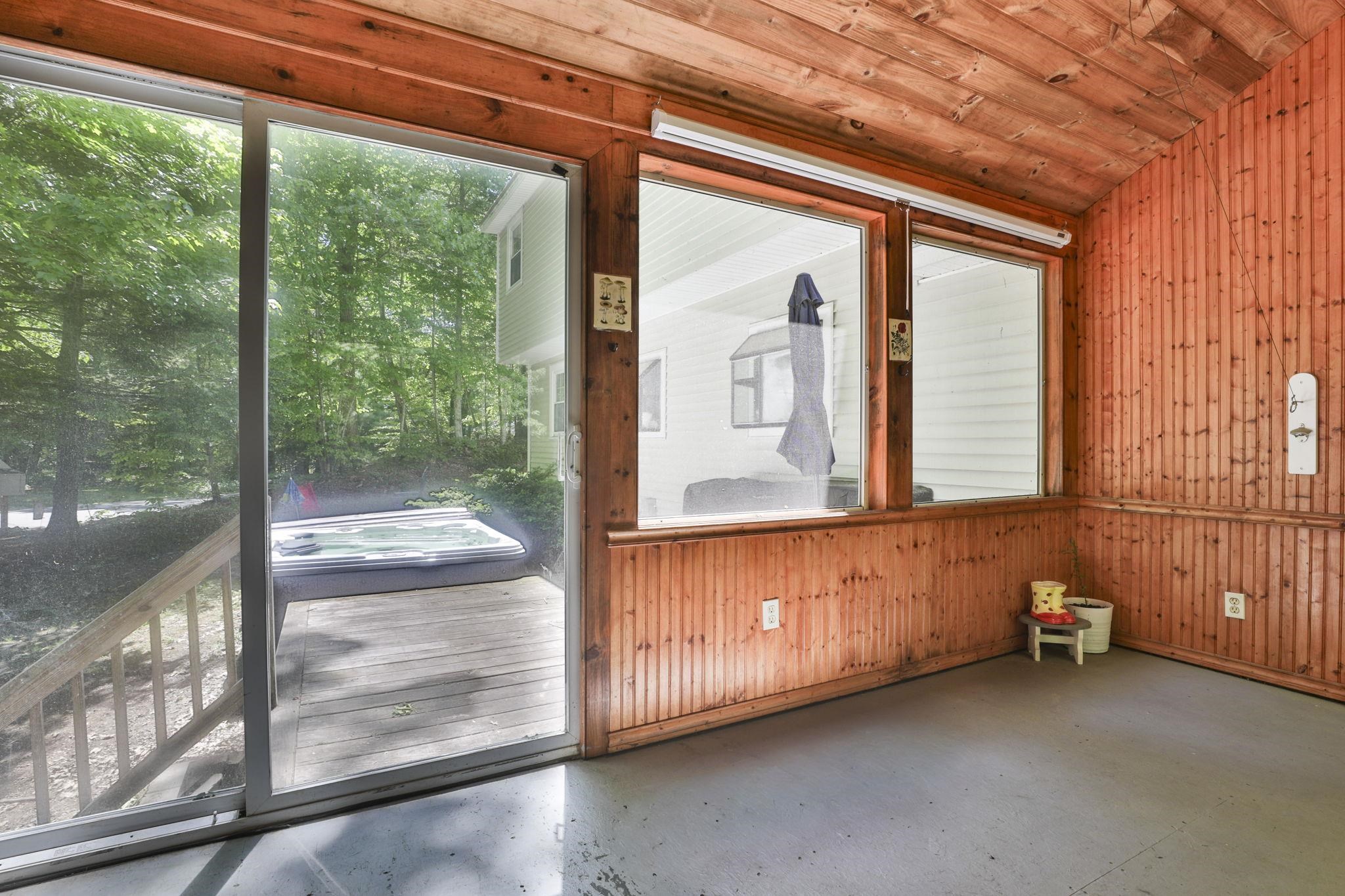198 Wash Pond Road Hampstead, NH 03841 - Photo 7 of 31