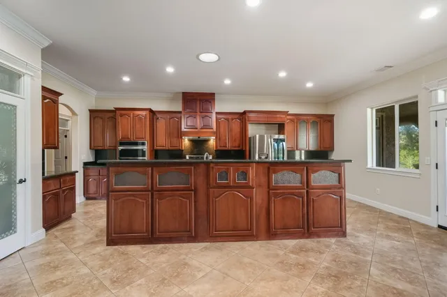 $1,099,000 | 22890 Blue Jay Lane, Anderson, CA 96007