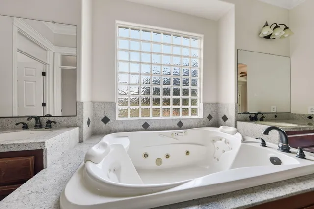 $1,099,000 | 22890 Blue Jay Lane, Anderson, CA 96007