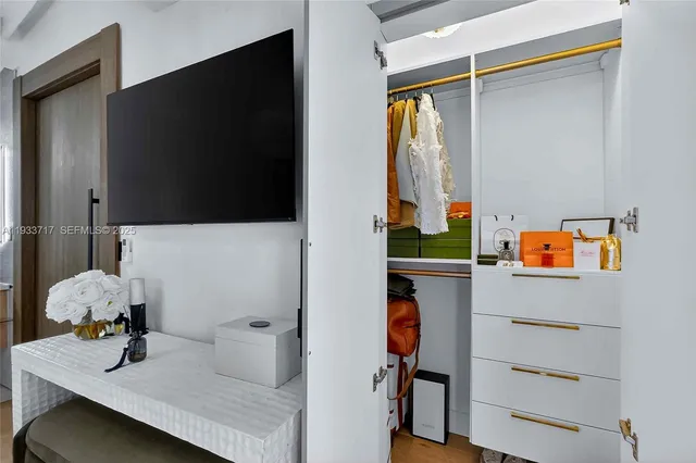 $11,500 | 800 Northeast 97th Street, Miami Shores, FL 33138