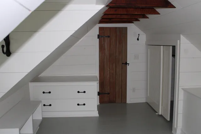 $2,800 | 7 High Street, Middlebury, VT 05753