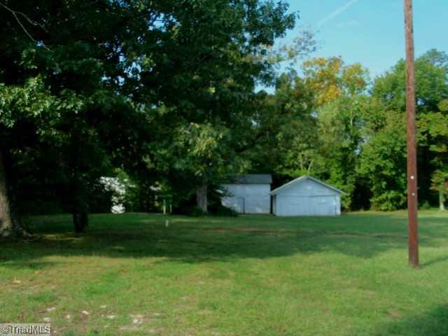 312 Jarrett Road Thomasville, NC 27360 - Photo 2 of 2 Storage.