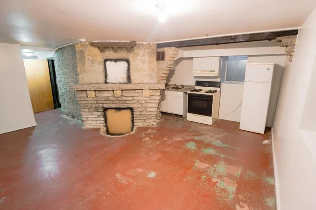 $390,000 | 337 Maria Avenue, St. Paul, MN 55106