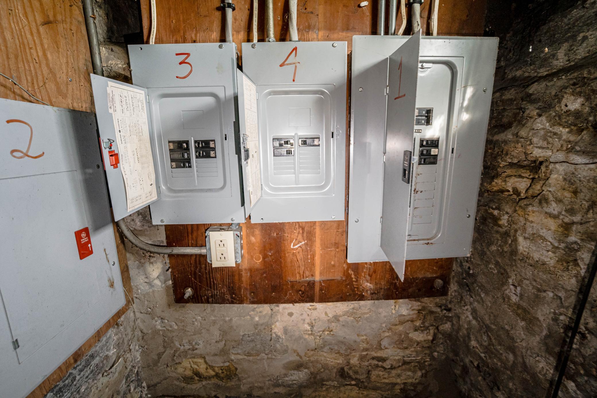 337 Maria Avenue St. Paul, MN 55106 - Photo 26 of 27