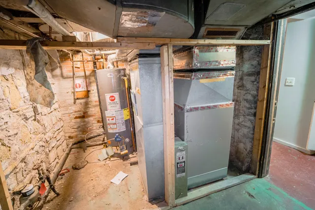 $390,000 | 337 Maria Avenue, St. Paul, MN 55106