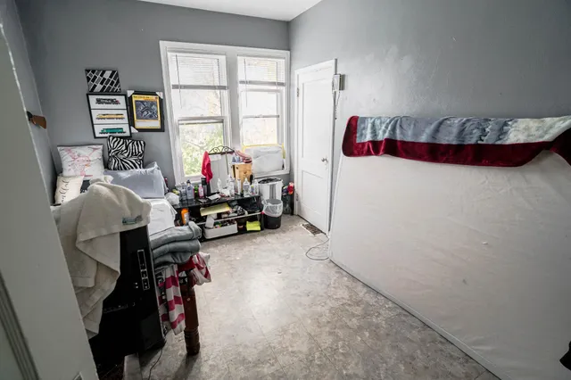 $390,000 | 337 Maria Avenue, St. Paul, MN 55106