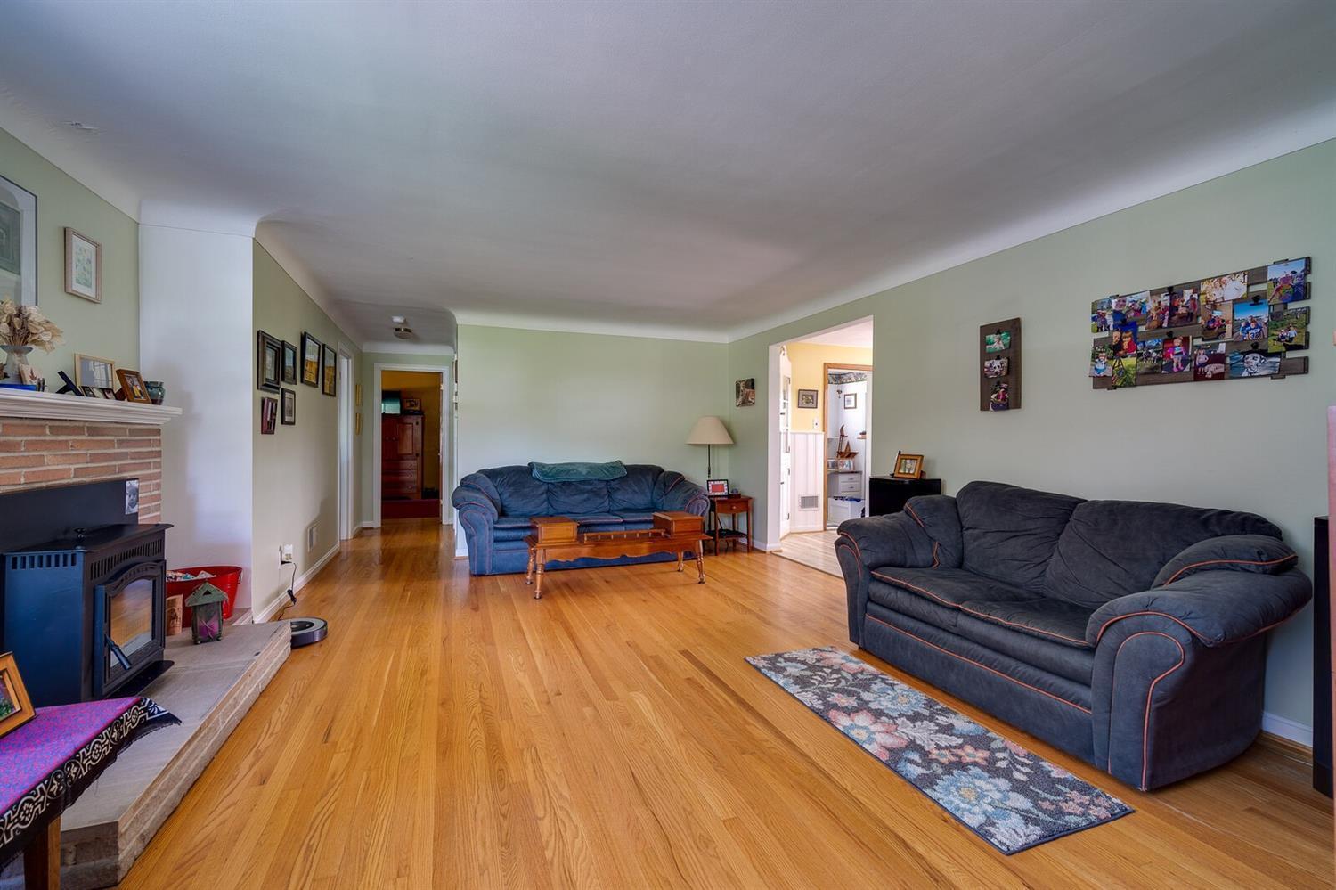 8605 Livingston Road Cincinnati, OH 45251 - Photo 8 of 40 Gallery Image 8