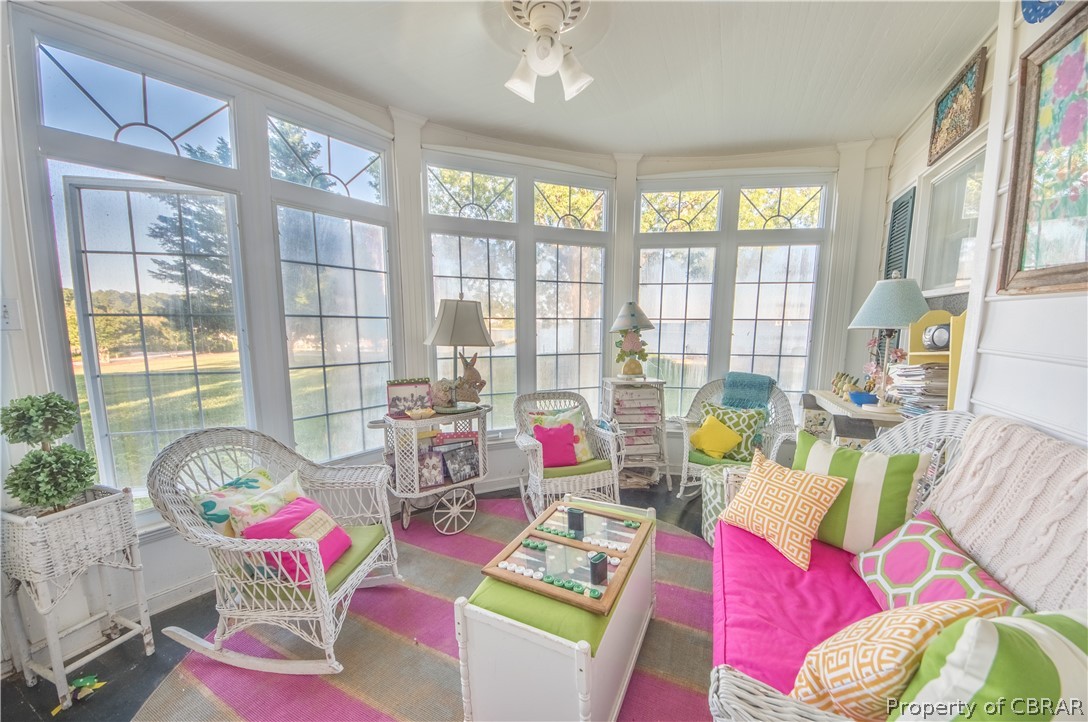 496 Jackson Creek Road Deltaville, VA 23043 - Photo 15 of 28 Sunporch