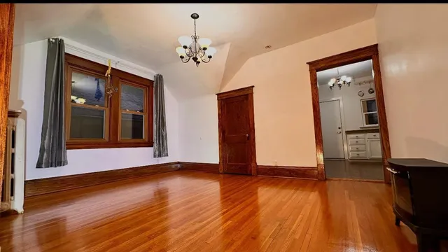 $1,450 | 1253 Ashland Avenue, St. Paul, MN 55104