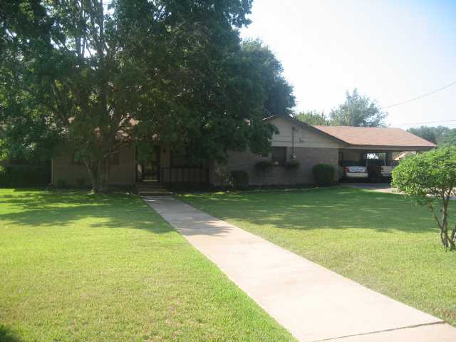413 Southcross Road Georgetown, TX 78628 - Photo 1 of 1