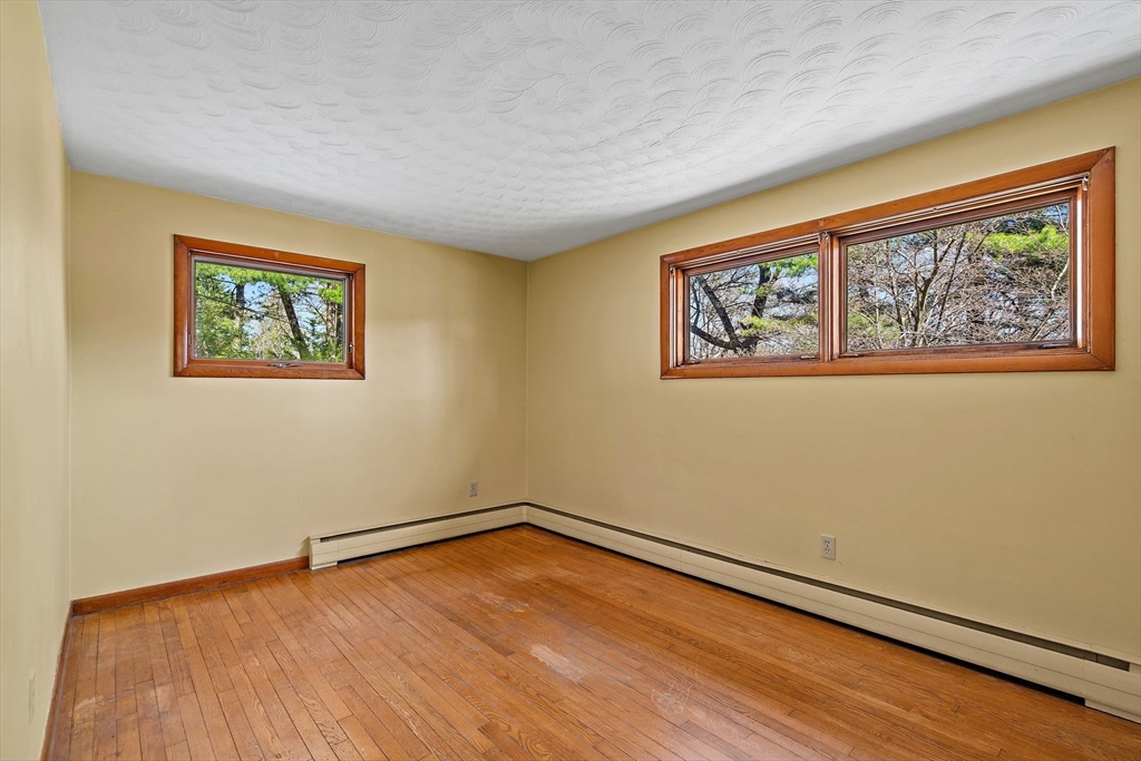 38 Collins Road Northborough, MA 01532 - Photo 18 of 42