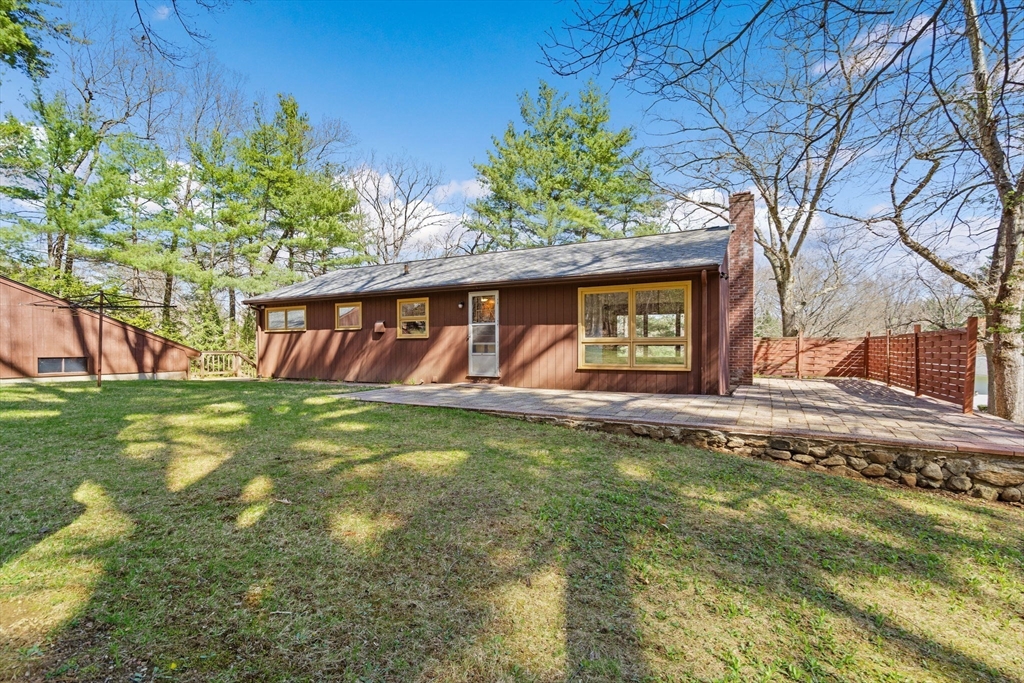 38 Collins Road Northborough, MA 01532 - Photo 37 of 42