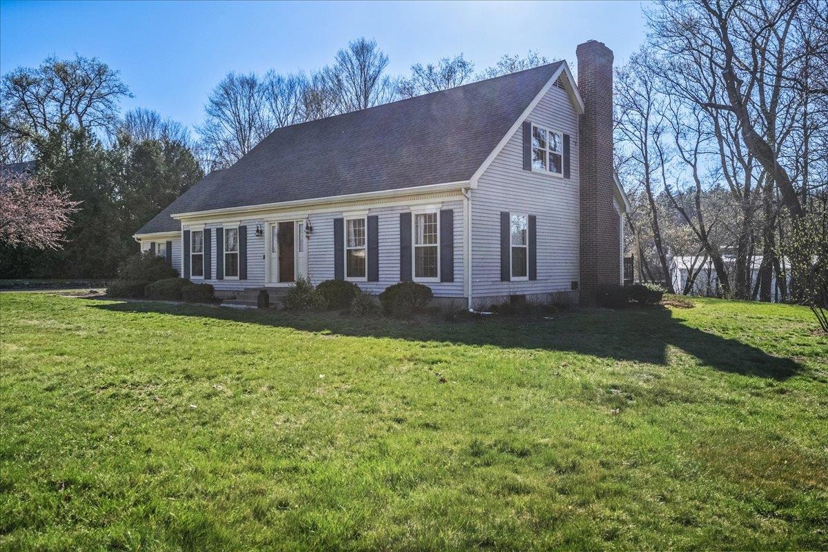 26 Rugg Avenue Milton, VT 05468 - Photo 3 of 42