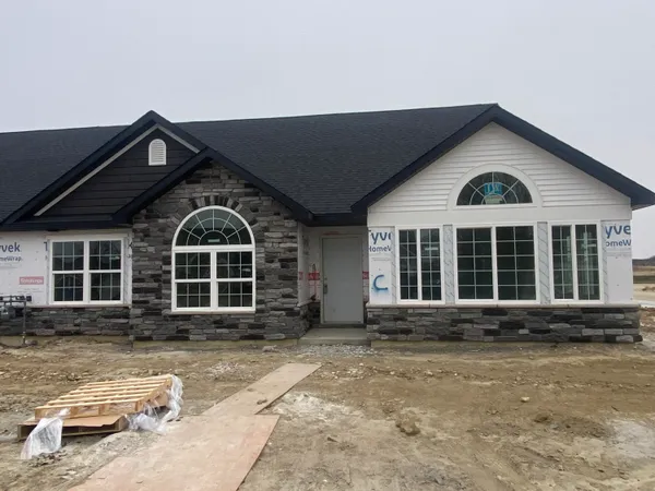 $364,573 | 5436 Fountain Drive, Crown Point, IN 46307
