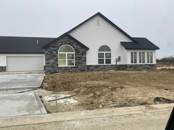 $364,573 | 5436 Fountain Drive, Crown Point, IN 46307