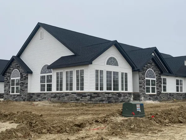 $364,573 | 5436 Fountain Drive, Crown Point, IN 46307