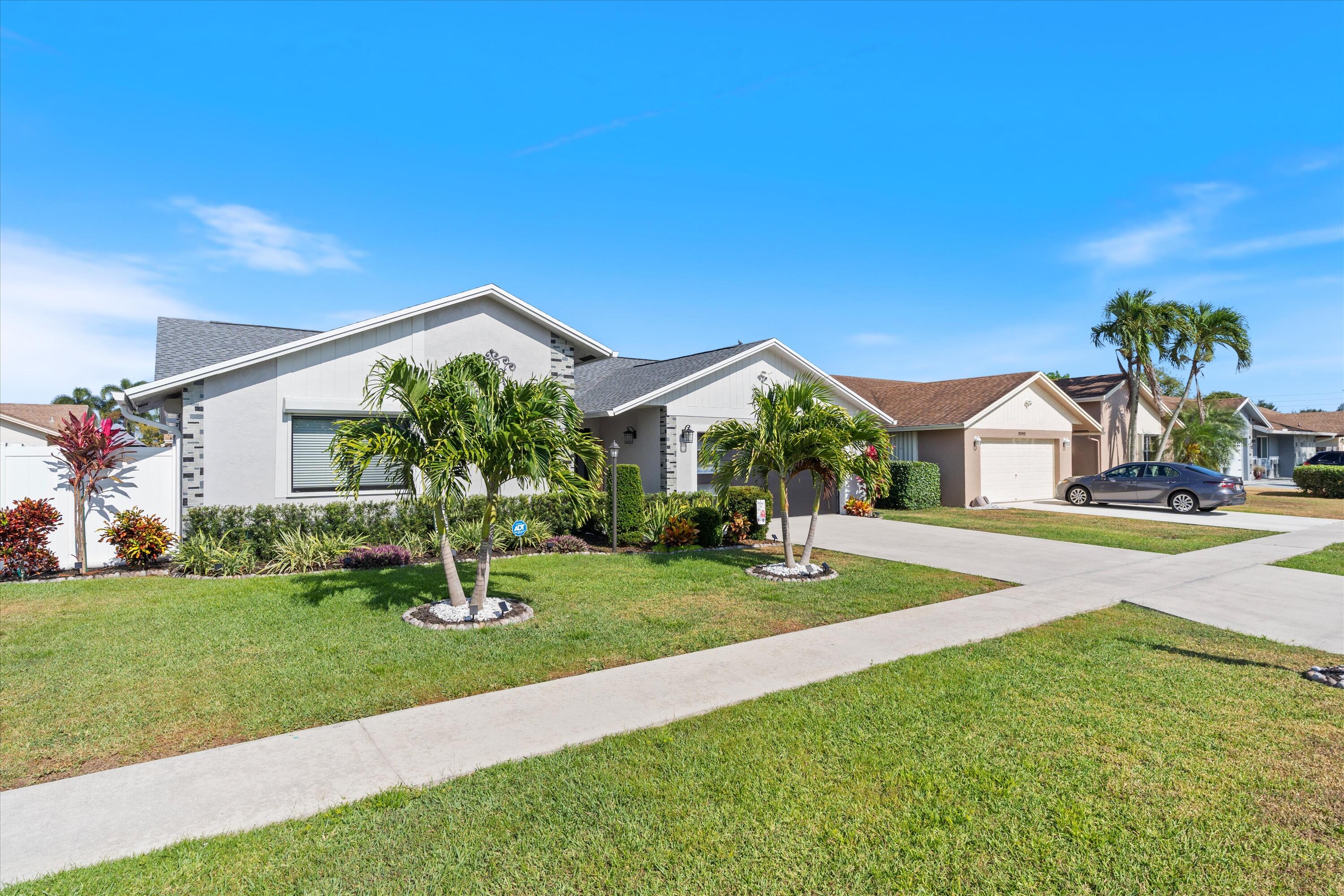 23098 Southwest 55th Avenue Boca Raton, FL 33433 - Photo 2 of 35 01-23098 SW 55th Ave Boca Raton, FL-125