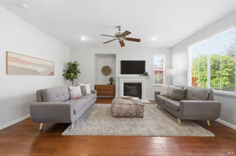 $1,498,000 | 960 Capitola Drive, Napa, CA 94559