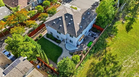 $1,498,000 | 960 Capitola Drive, Napa, CA 94559