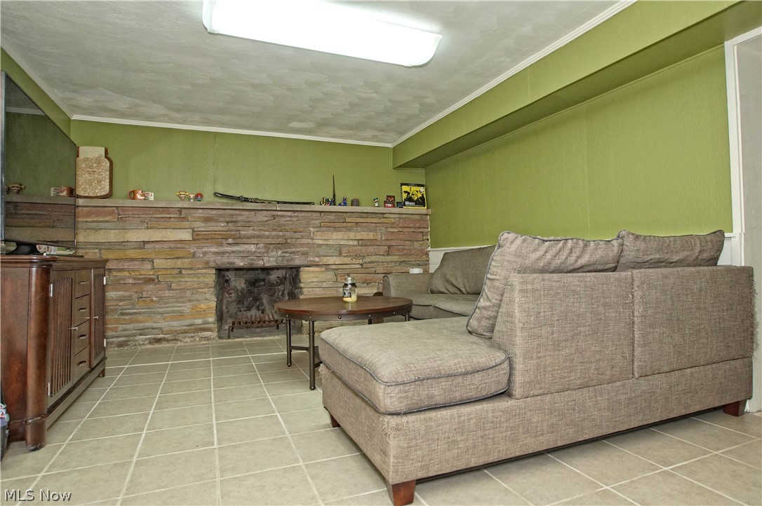 6696 Seneca Road Cleveland, OH 44143 - Photo 28 of 33 Gallery Image 28