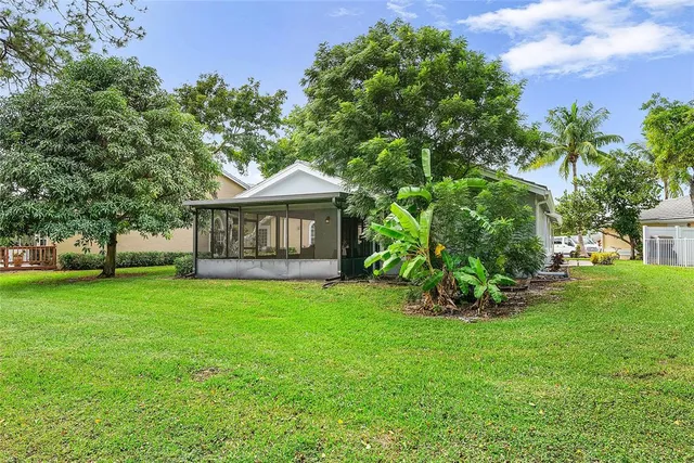 $3,250 | 8055 Burlington Court, Lake Worth, FL 33467