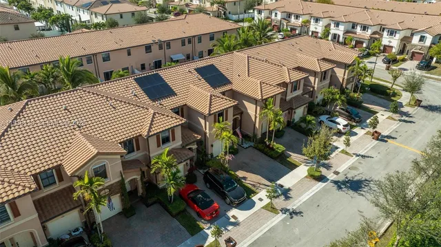 $560,000 | 3436 West 90th Street, Hialeah, FL 33018