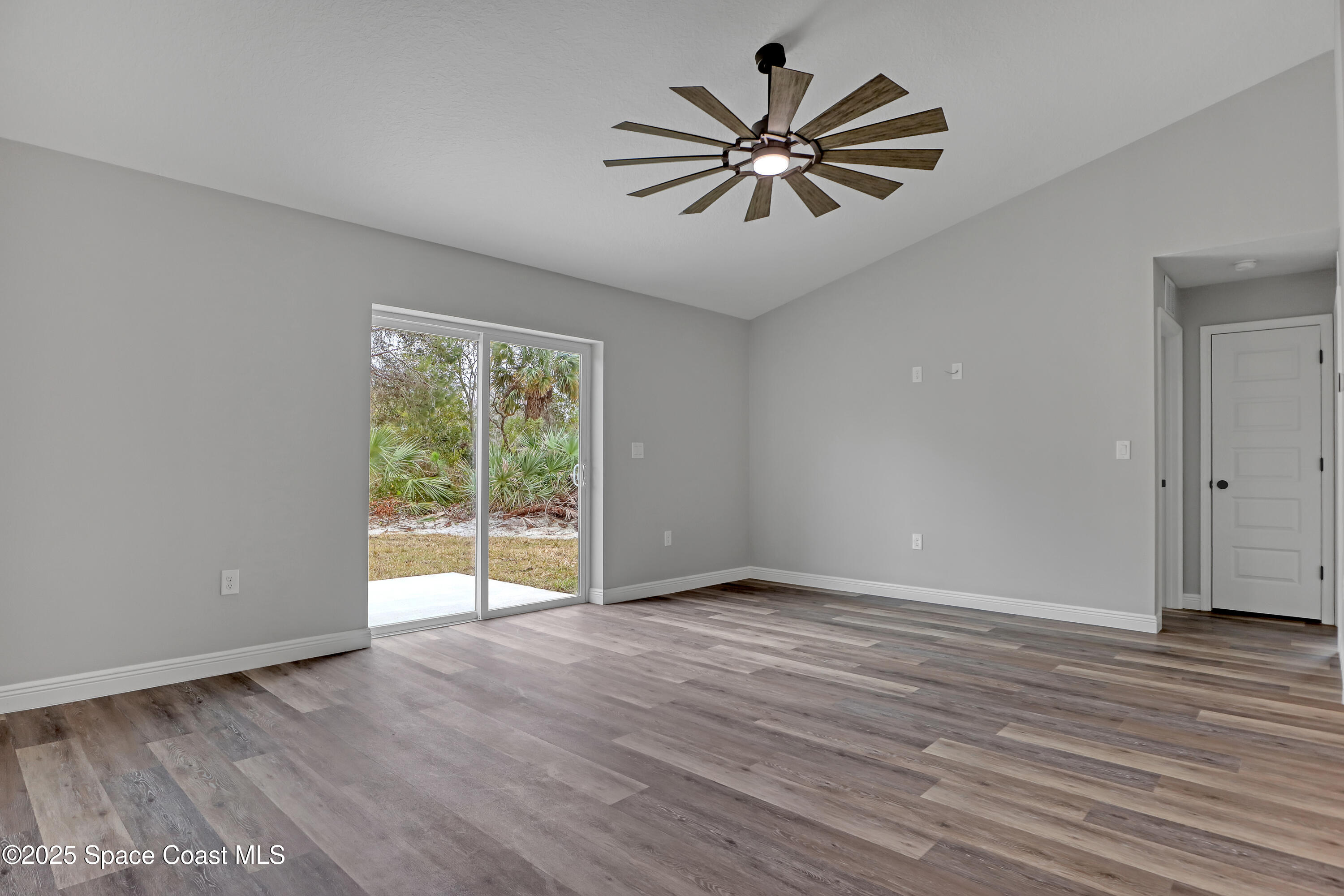 5235 Blounts Ridge Road Mims, FL 32754 - Photo 13 of 32 5235 Blounts Ridge (13)