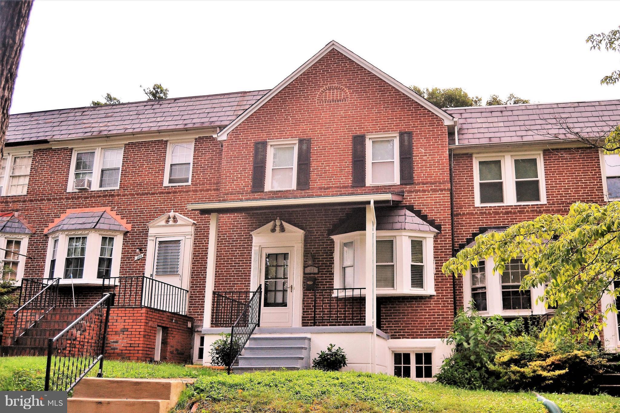 211 Westowne Road Baltimore, MD 21229 - Photo 2 of 30 Exterior (Front)